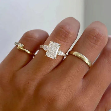 Radiant Cut Lab Grown Diamond Ring 1–3Ct D Color 18K Yellow Gold