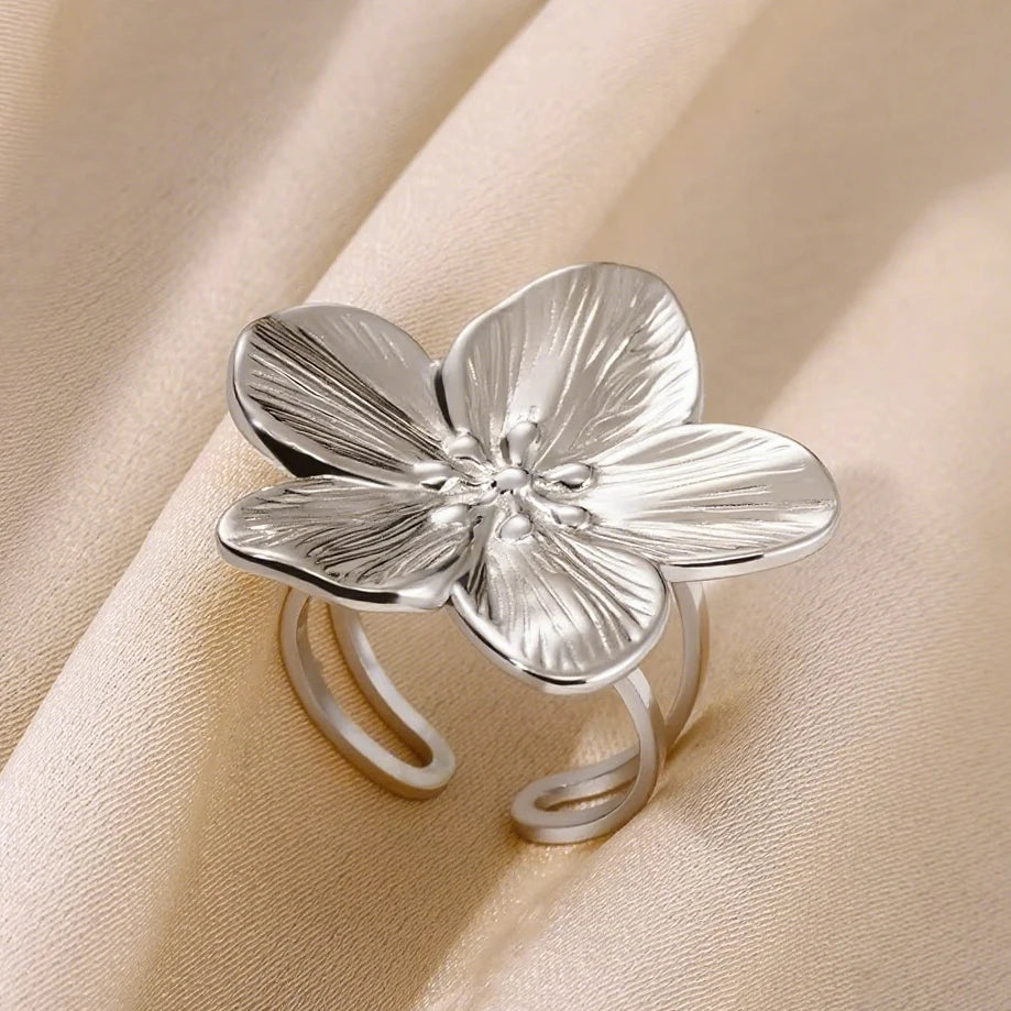 Stainless Steel Exaggerated Big Flower Rings for Women Gold Color Sunflower Finger Ring Female Fashion Aesthetic Jewelry Gift