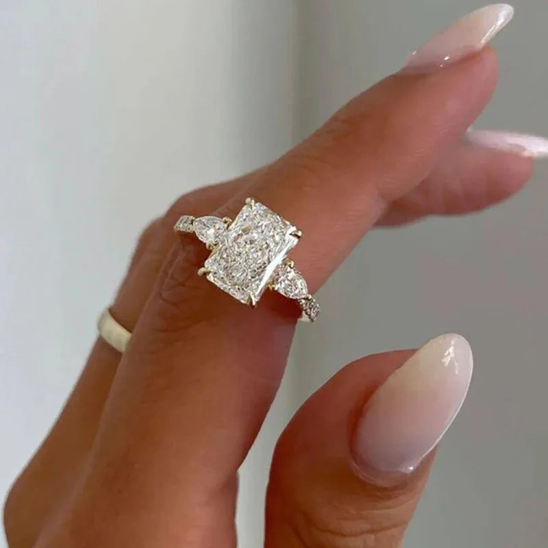Radiant Cut Lab Grown Diamond Ring 1–3Ct D Color 18K Yellow Gold