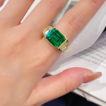 CUMEE Unisex 6.5 Carat Emerald Cut Synthetic Emerald Ring 925 Silver Gold Plated