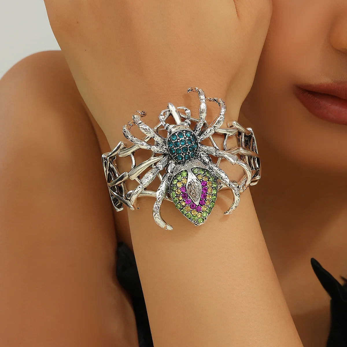 Halloween Spider Bracelet – Rhinestone Alloy Adjustable Bangle