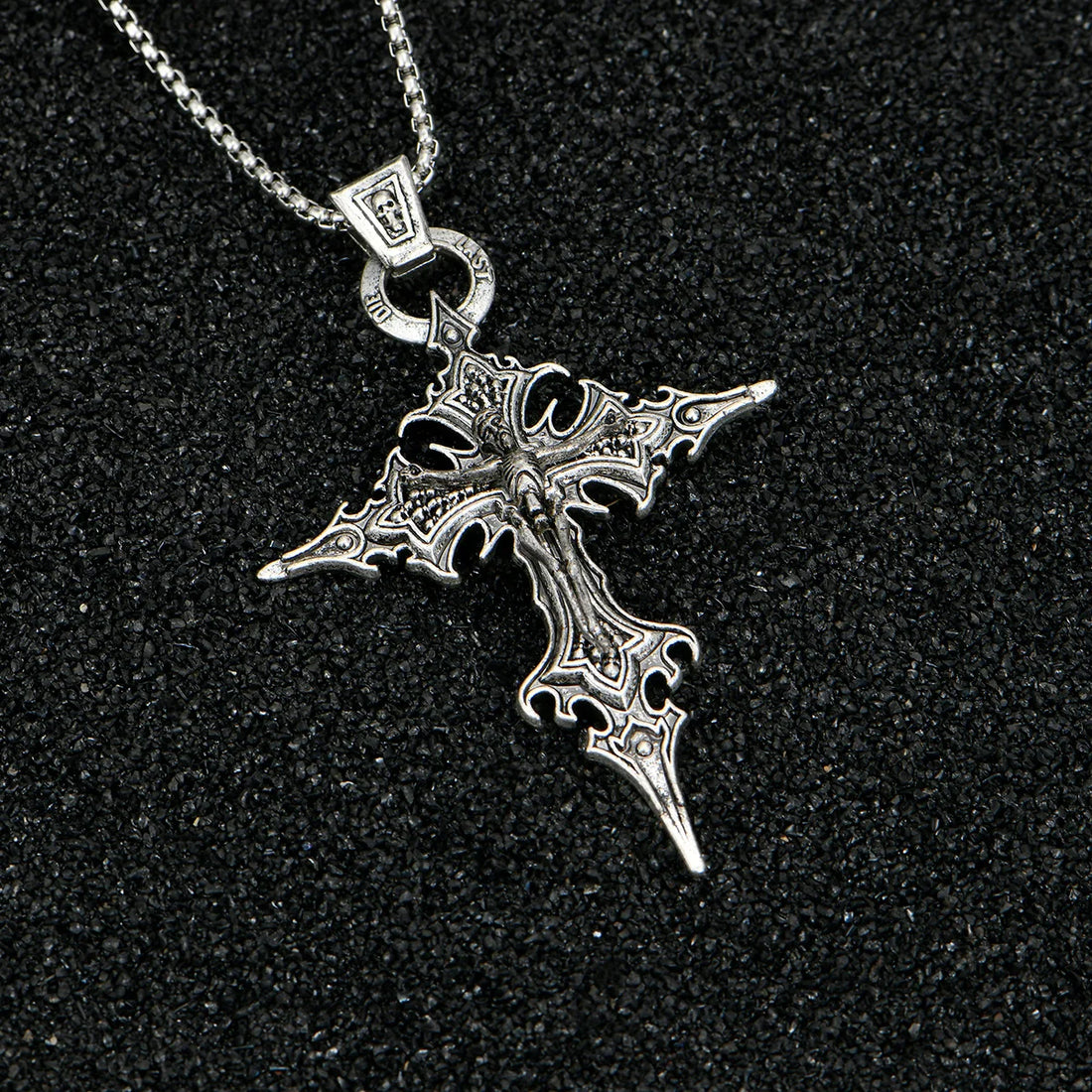 Retro Gothic Skull Cross Necklace – Nail Pendant Halloween Jewelry