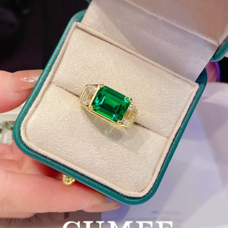 CUMEE Unisex 6.5 Carat Emerald Cut Synthetic Emerald Ring 925 Silver Gold Plated