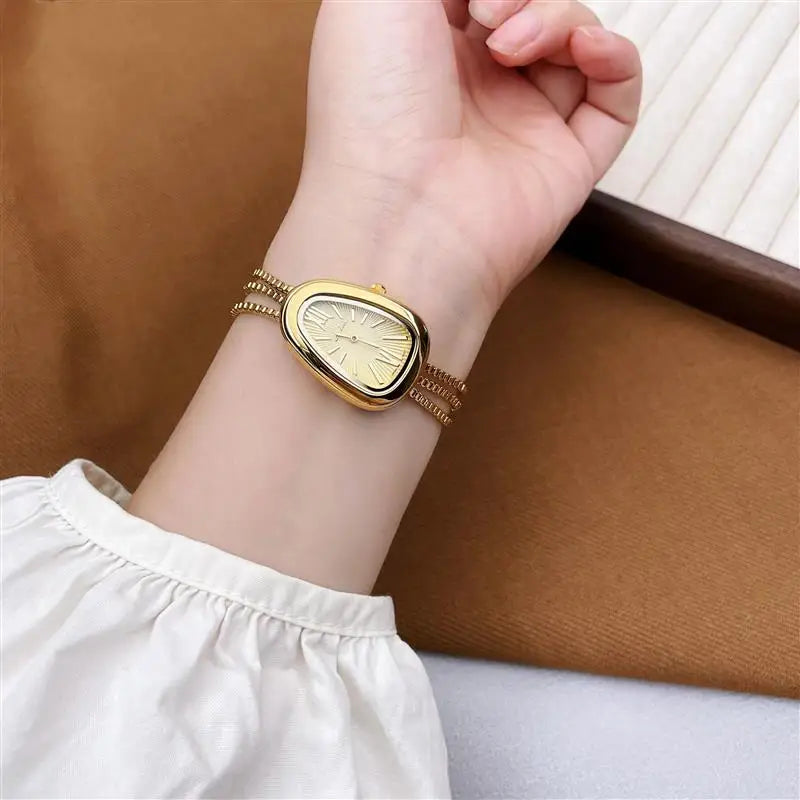 Elegant Women’s Quartz Watch Light Luxury Automatic Waterproof with Bracelet Gift