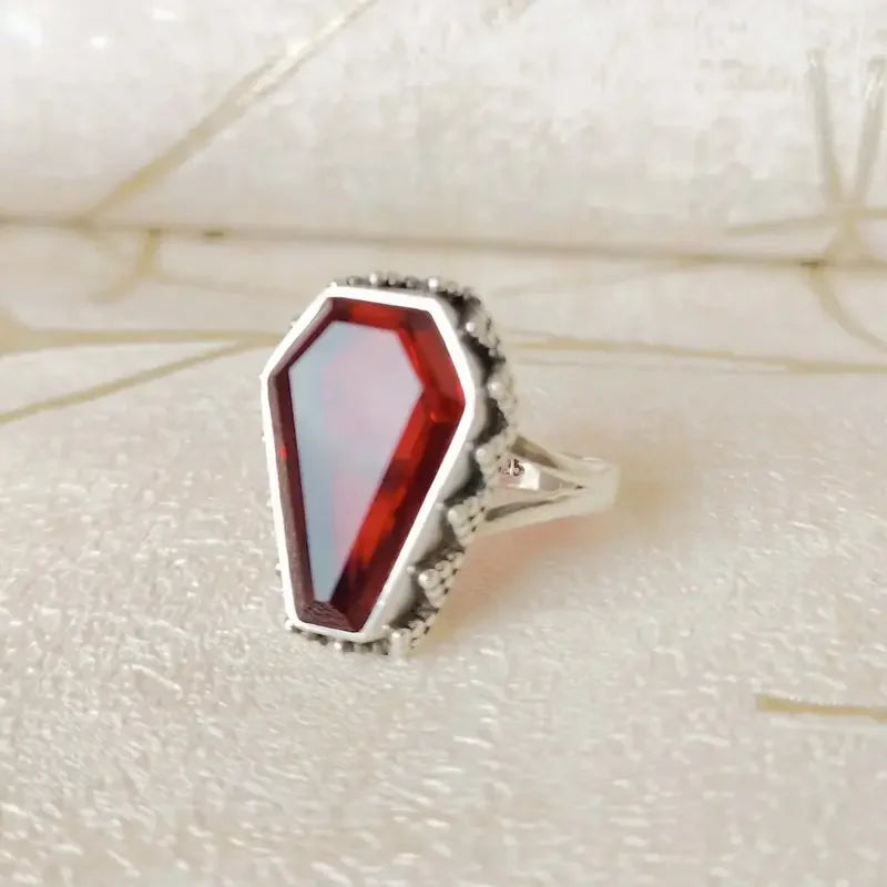 Vintage Coffin Ring – Geometric Gemstone Punk Alloy Silver Women’s Ring